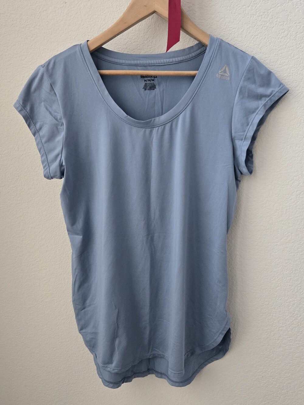 Bundle (7) Active Shirts - Picture 9 of 9